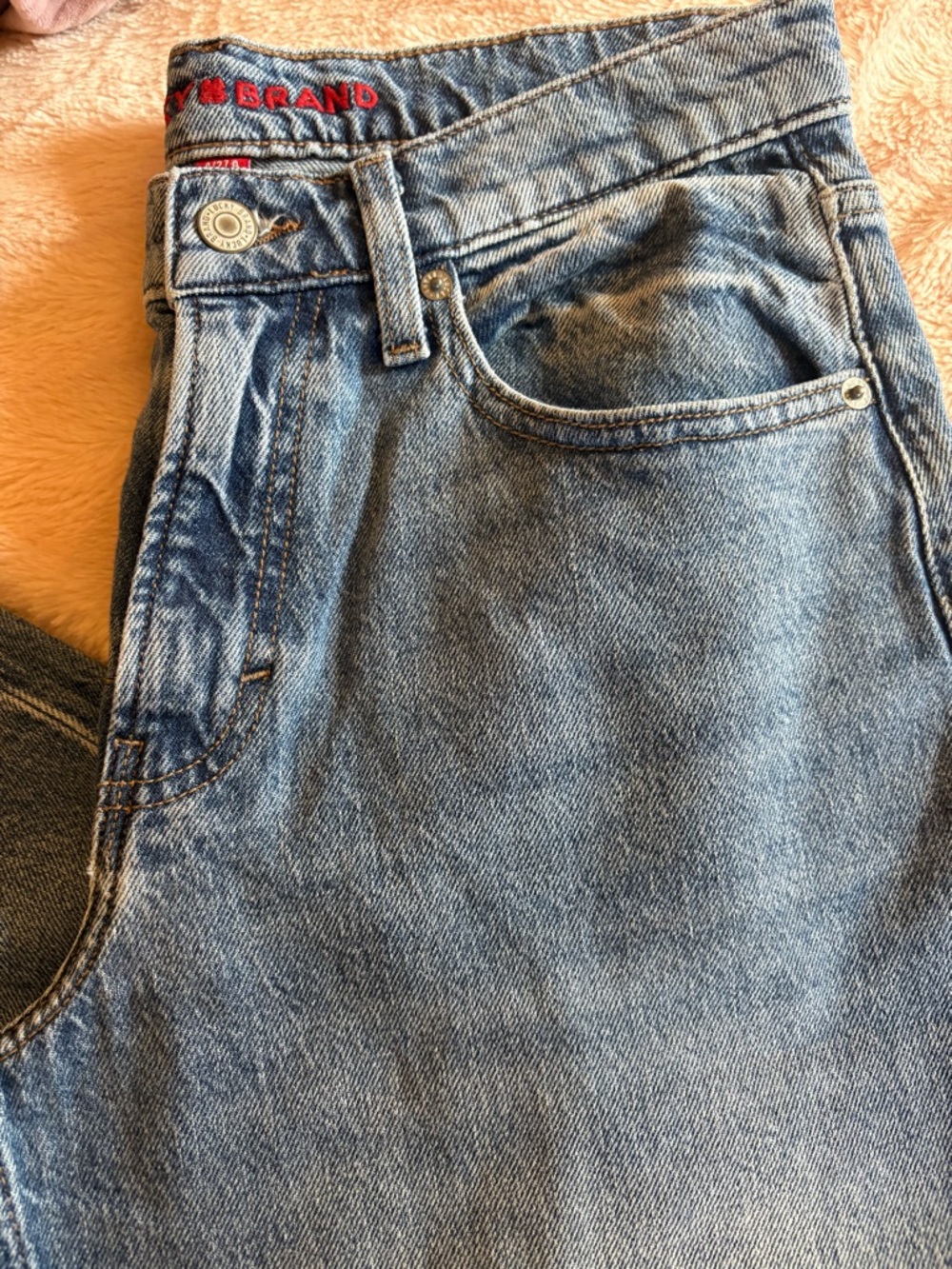 Lucky Brand Barrel Wide Leg Jeans - Picture 6 of 9